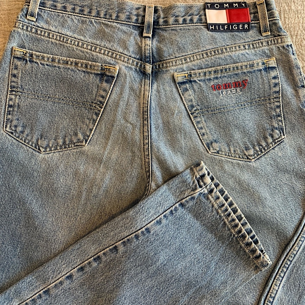 Vintage Tommy Hilfiger Tommy Jeans